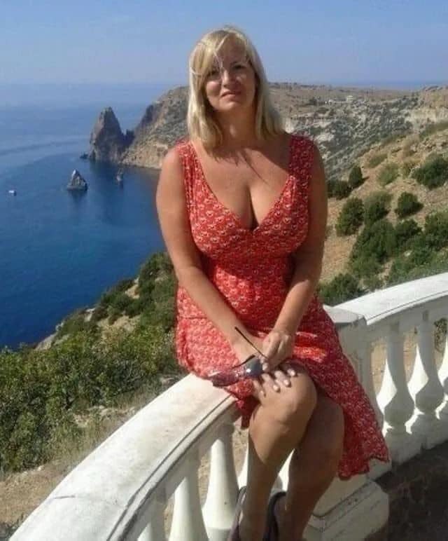 I Felt Confident in B*kinis Until I Discovered My Husband’s Nasty Secret