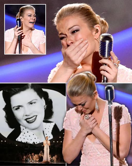 LeAnn Rimes Gives Haunting Tribute To Patsy Cline And We Are Covered In Goosebumps LeAnn Rimes Gives Haunting Tribute To Patsy Cline And We Are Covered In Goosebumps