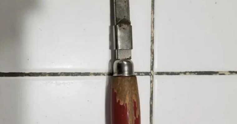 Internet Users Stumped Over What This ‘Tool’ Is