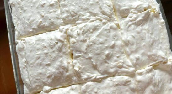 Classic Pig Pickin’ Cake Recipe: A Southern Sunshine Dessert Favorite