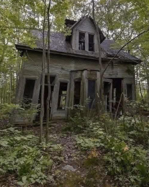 This old house was built way back in 1889