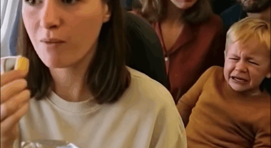 Entitled Parents Told Me Not to Eat on the Plane Because Their Child “Might Get Upset”