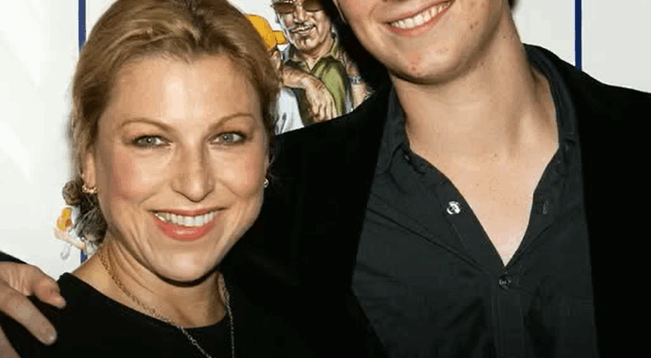 Tatum O’Neal Stuns with Grace at Son’s Wedding After Stroke
