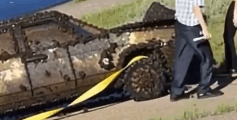Off The RecordHe Accidentally Found A Car At The Bottom Of The River And Called The Police