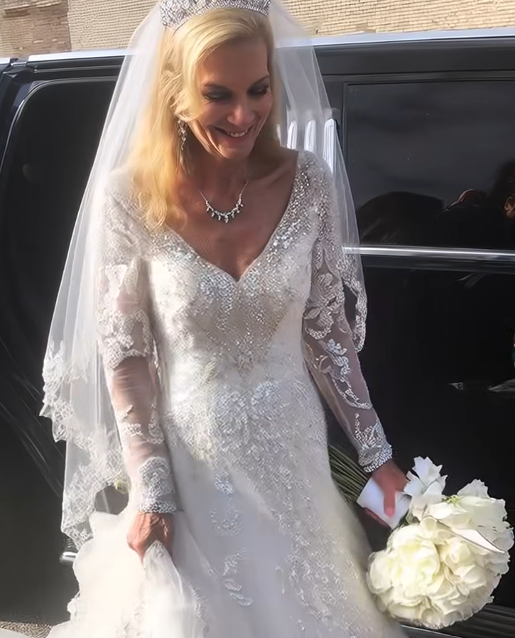 Bride Outsmarts Her Mother’s Drama with One Brilliant Wedding Twist